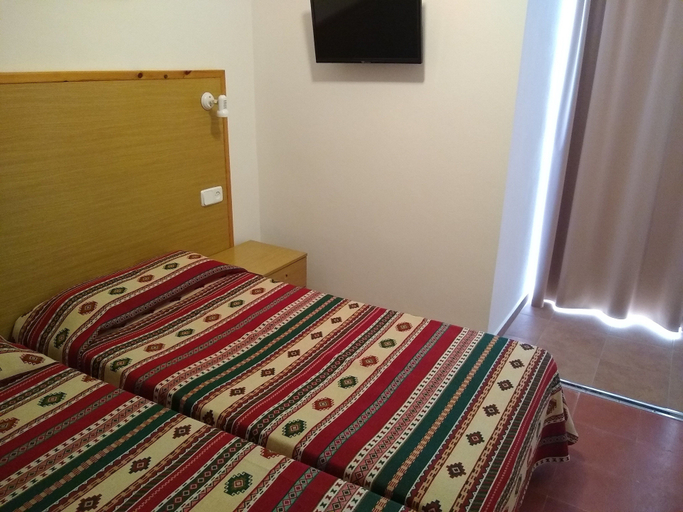 Bedroom 2, Hostal Spa Olga, Girona