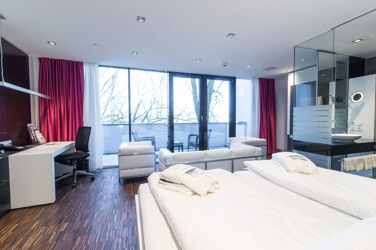 Bedroom 3, Hotel Schloss Montabaur, Westerwaldkreis