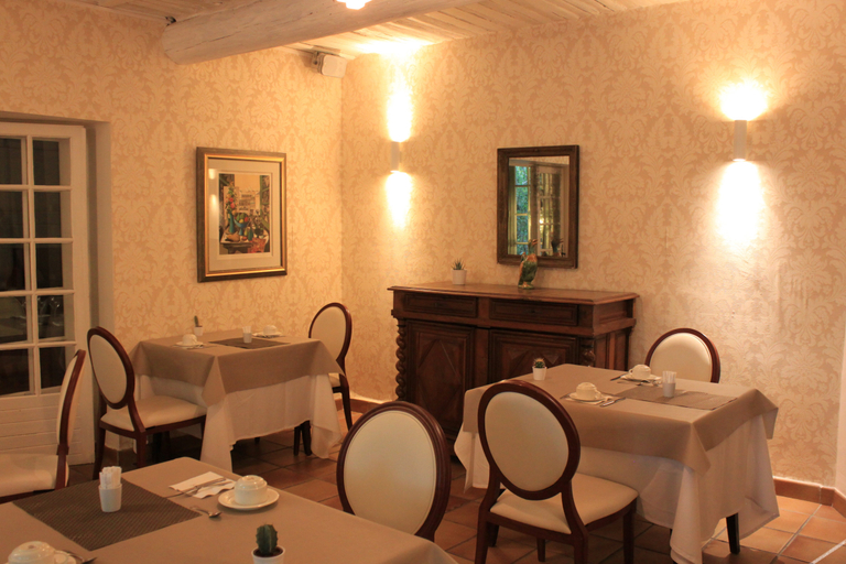 Food & Drinks 4, Mas De Cure Bourse, Vaucluse
