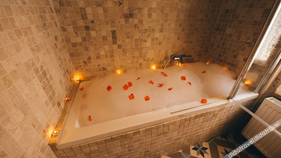 Bathroom 3, カッパドキア オールド ハウスズ, Ürgüp