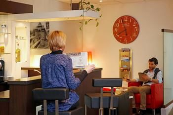 Others 3, Hotel Centre - Gares, Nord