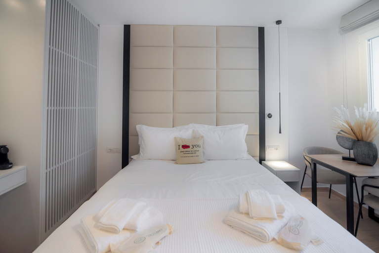 Bedroom 2, Contessa Bianca San Rocco Luxury Residences, Ionian Islands