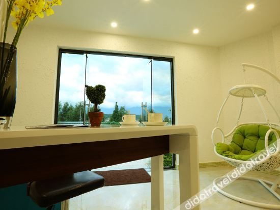 Others 4, Haiyu Inn, Dali Bai