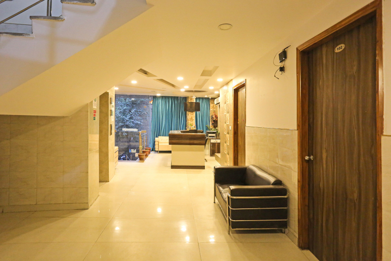 Public Area 3, Hotel Platinum-Free Airport Pickup, Delhi
