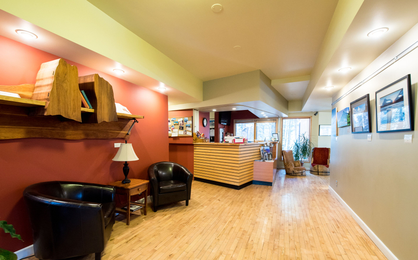 Others 4, Canmore Alpine Hostel - Alpine Club of Canada, Division No. 15