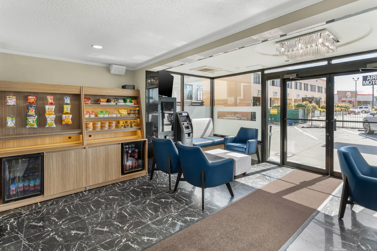 Food & Drinks 5, Quality Inn JFK Airport Rockaway Blvd, New York