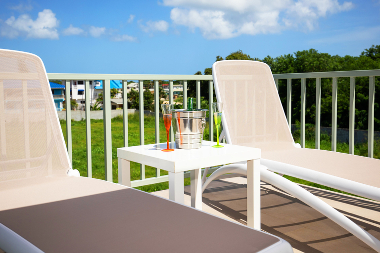 Exterior & Views 2, Ocean Winds Suite Hotel