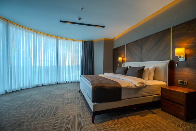Others 5, B'İstanbul Hotel, Bakırköy