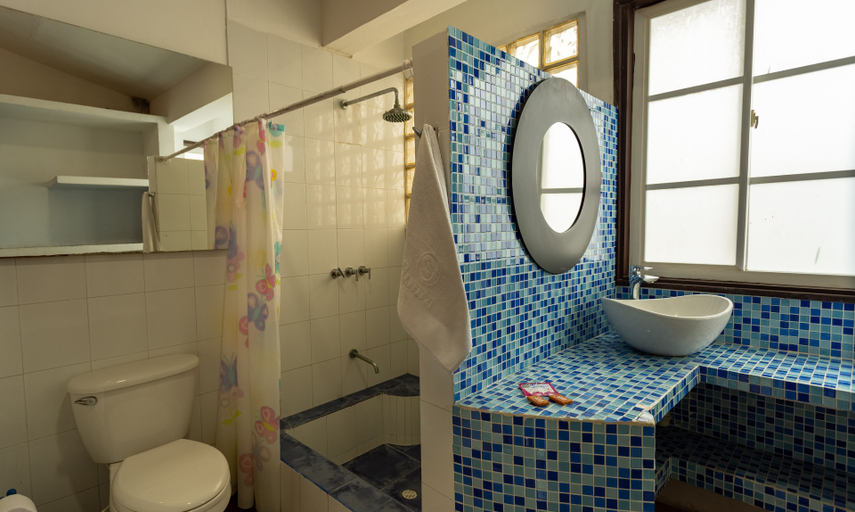 Bathroom, Hollywood Beach Suite, Cartagena de Indias
