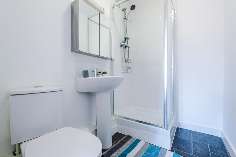 Bathroom 3, The Mill Apartments Manchester, Manchester
