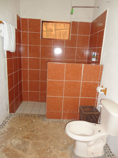 Bathroom, Santuario Zona Lacandona, Ocosingo