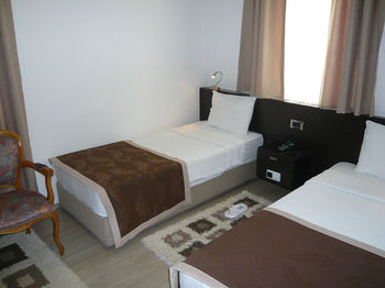 Others 2, Hotel Residence, Beyoğlu