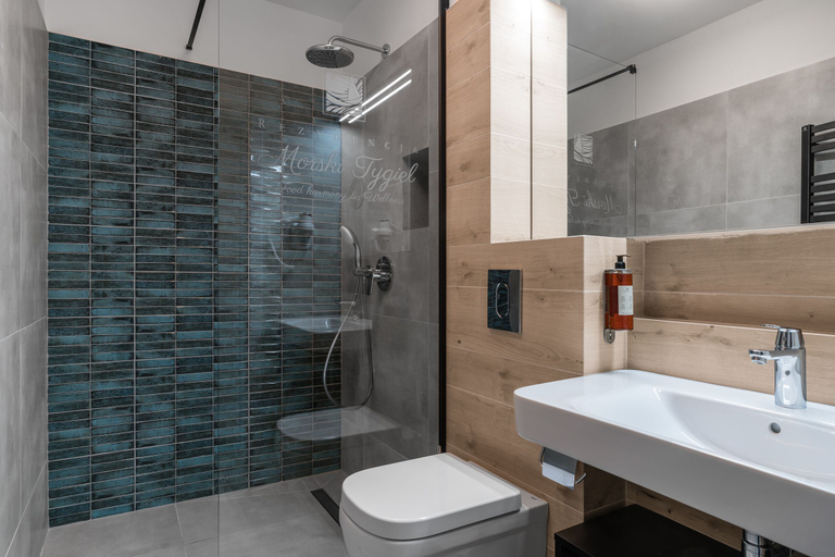 Bathroom, Rezydencja Morski Tygiel, Lębork