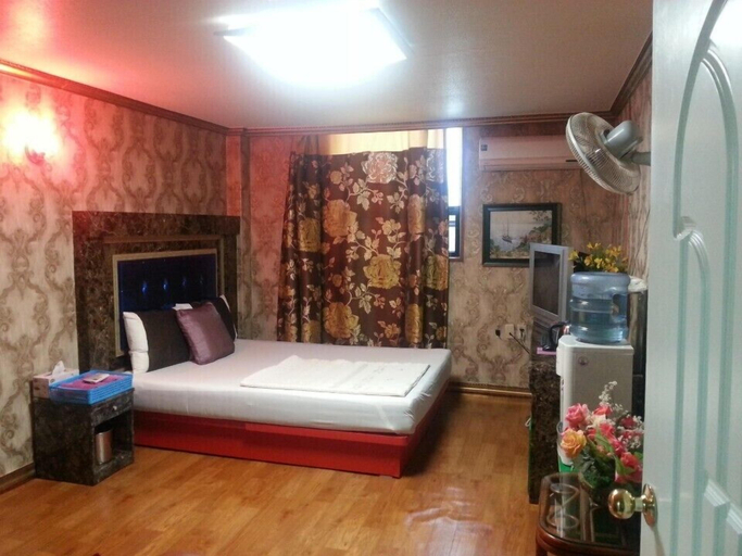 Bedroom 3, Michigan Motel, Pocheon