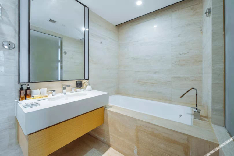 Bathroom 3, Blue Bay Holiday Hotel (Nanjing shazhichuan Aolai), Nanjing