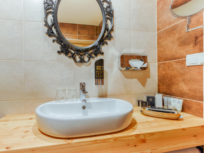 Bathroom 2, Hotel Victoria Kaprun, Zell am See