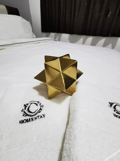 Bedroom 2, Bukit Indah Near Aeon and Legoland Johor with Netflix, Johor Bahru