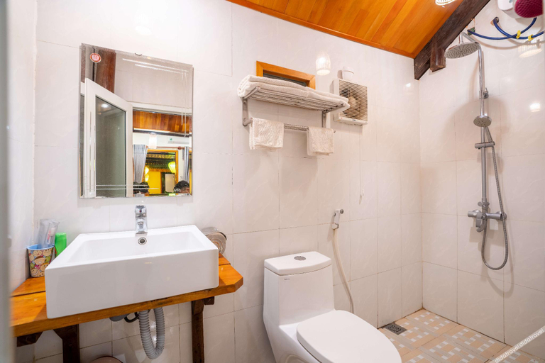 Bathroom, Phong Nha Coco House Homestay, Bố Trạch
