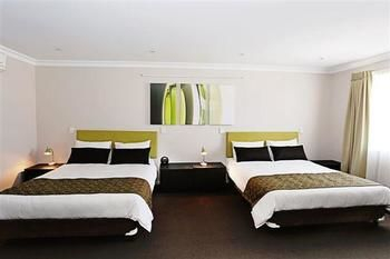 Guestroom 3, Drover's Motor Inn, Dalby, Dalby