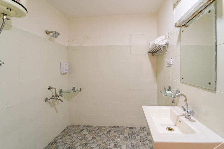 Bathroom, Mango Tree Courtyard Mussoorie, Dehradun