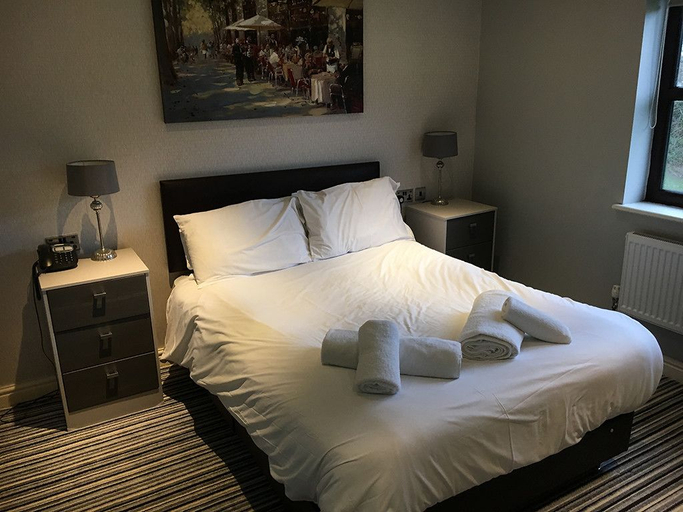 Bedroom 2, Carreg Bran Hotel, Anglesey