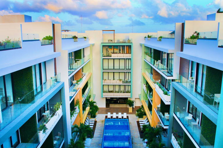 Others 4, Menesse the City by Casago, Cozumel