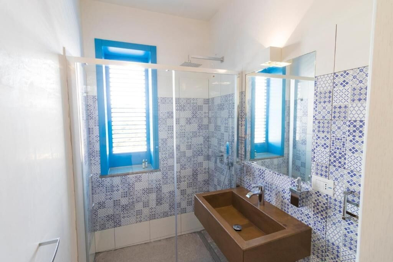 Bathroom 5, Solmaris Seaside, Taranto