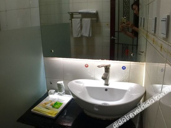 Others 2, Minhao Hotel, Dali Bai