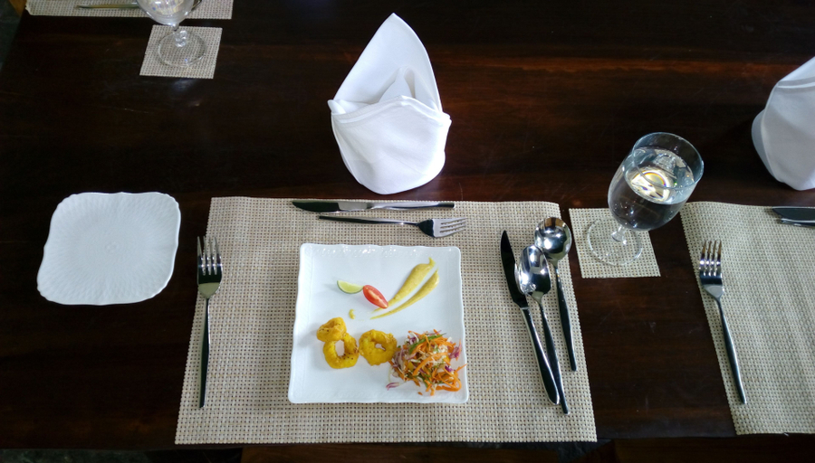 Food & Drinks 5, castle palace kandy, Medadumbara