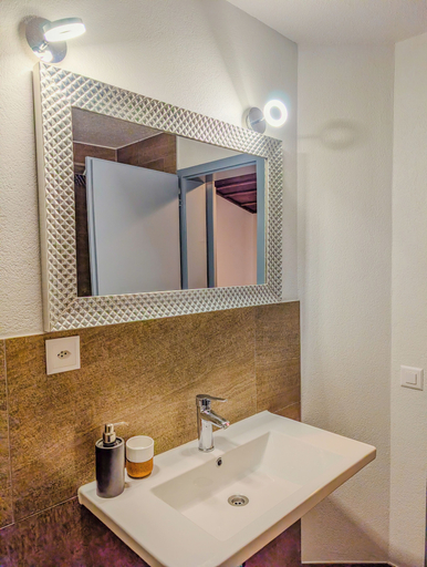 Bathroom 4, Hotel Taverne zum Kreuz by Nuu's, Winterthur