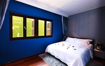 Others 3, Hi Hotel Bugis, Singapore