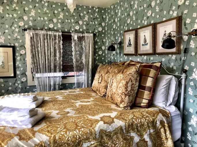 Bedroom 5, Historic Skagway Inn, Skagway-Yakutat-Angoon