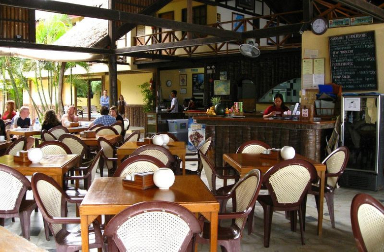 Food & Drinks 4, La Laguna Beach Club & Dive Center, Puerto Galera