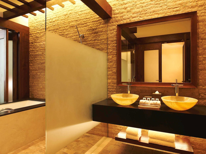 Bathroom 5, Sofitel Dubai The Palm Luxury Apartments Hotel, Dubai