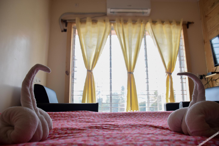 Bedroom 3, Dip Holidays, Birbhum