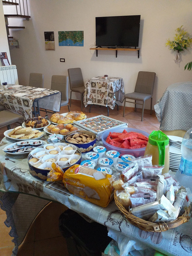 Food & Drinks 3, Bed & Breakfast Il Sentiero, Napoli