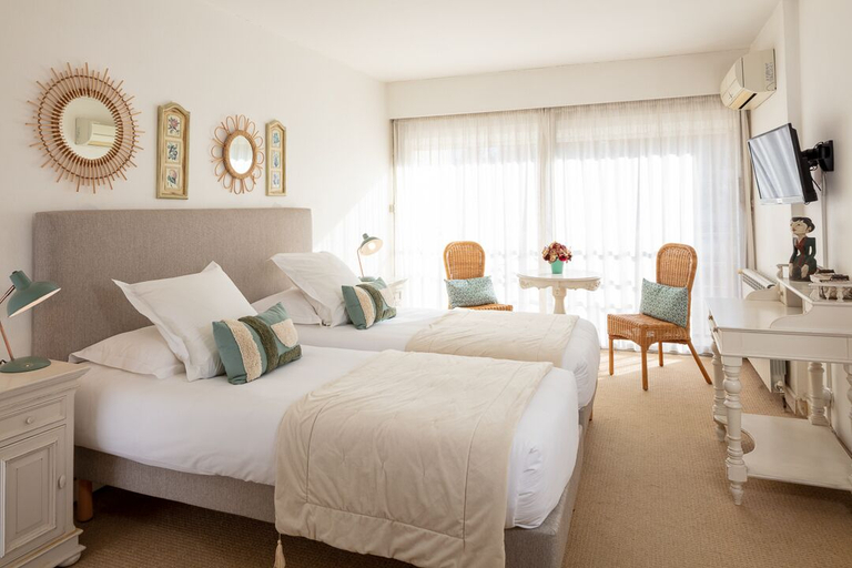 Bedroom 2, Hotel Le Castellan, Bouches-du-Rhône