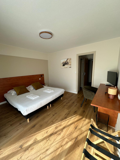 Bedroom 2, Hotel les Alignements, Morbihan
