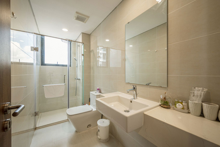 Bathroom 4, Eco Green Saigon - Free Gym & Netflix & Pool, District 7