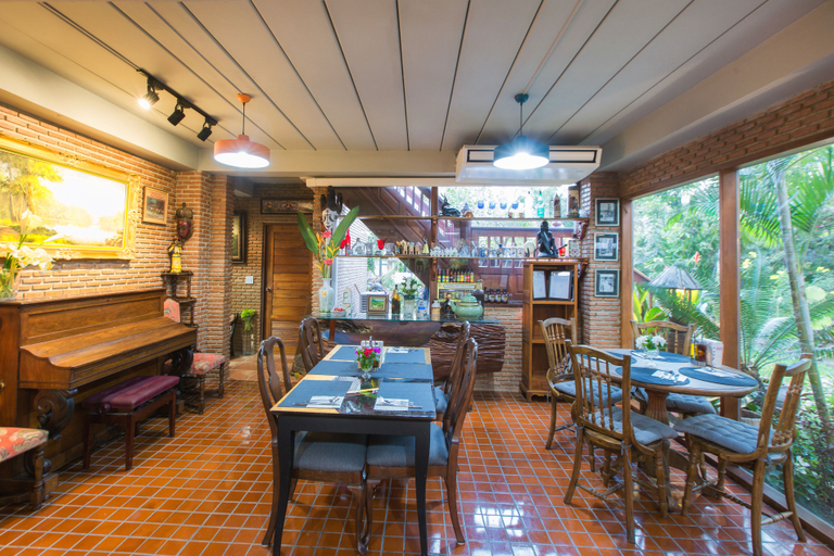 Food & Drinks 4, Cattani's Riverside Home, Phra Nakhon Si Ayutthaya