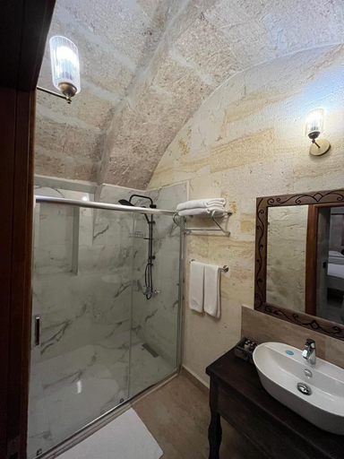 Bathroom 5, Uzay Cave Suite Hotel, Ürgüp