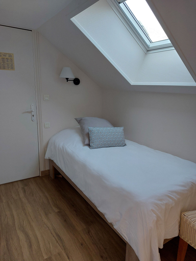 Bedroom 4, Hôtel le Relais de l'Abbaye, Orne