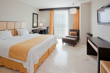 Guestroom 5, Hotel Viajero Plus, Carmen