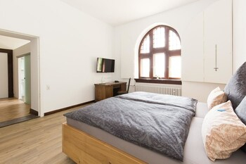 Others 5, Altes Amtsgericht Oppenheim, Mainz-Bingen