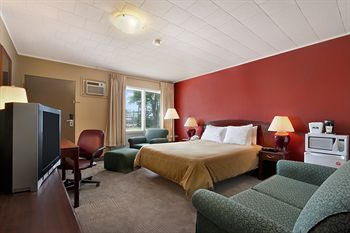 Others 4, RIDGETOWN INN, Chatham-Kent