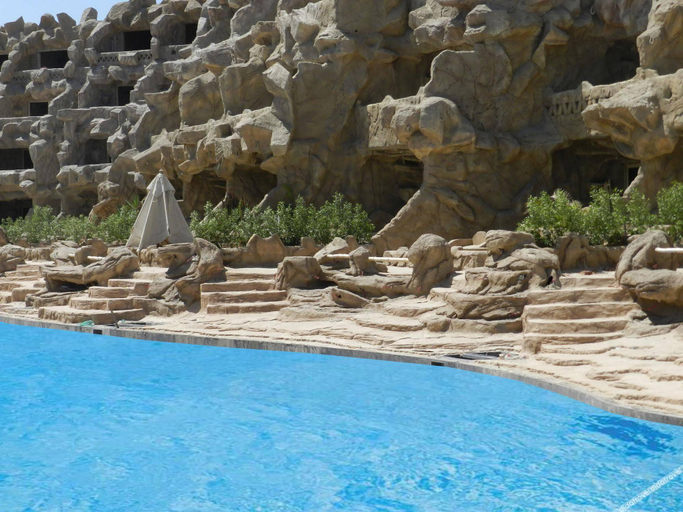 Sport & Beauty 2, Caves Beach Resort Adults Only, Al-Ghurdaqah