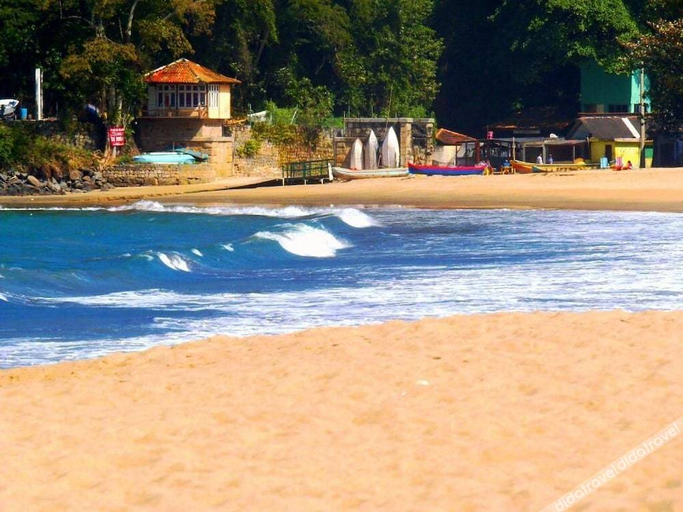 ���他, Pousada Paraguaya, Angra dos Reis