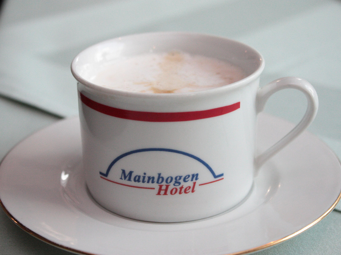 Food & Drinks 4, Mainbogen Hotel, Offenbach am Main