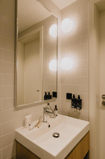 Bathroom 4, Wilde Berlin Checkpoint Charlie, Berlin