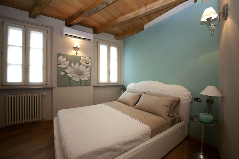 Bedroom, B&B Corte delle Rose, Pavia